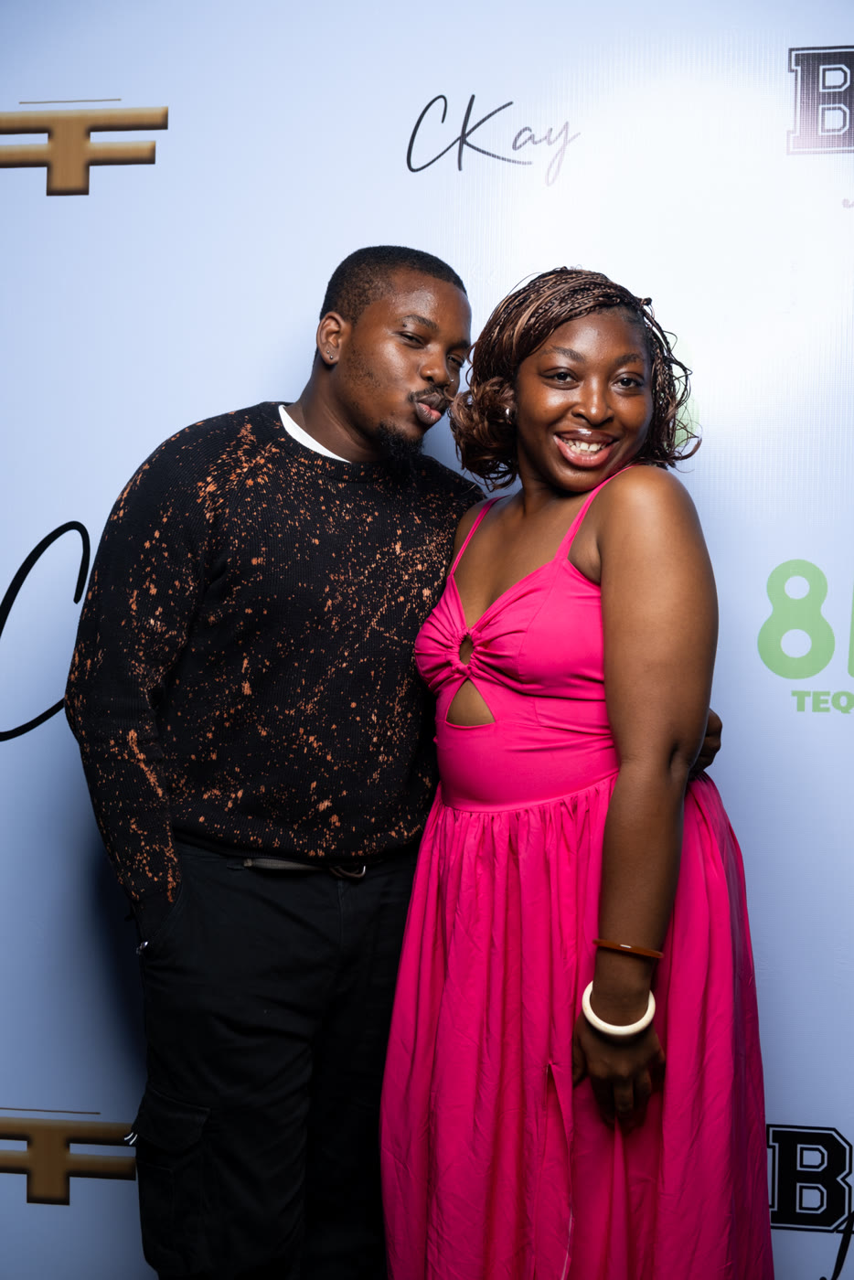 Xdeoye and Debola at an event